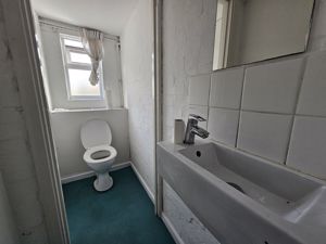 Photo 8- click for photo gallery